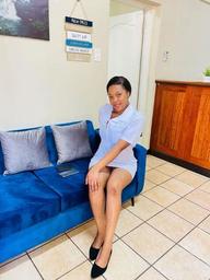 Massage Therapy Lizzy