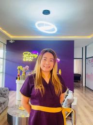 Massage Therapy Nicky